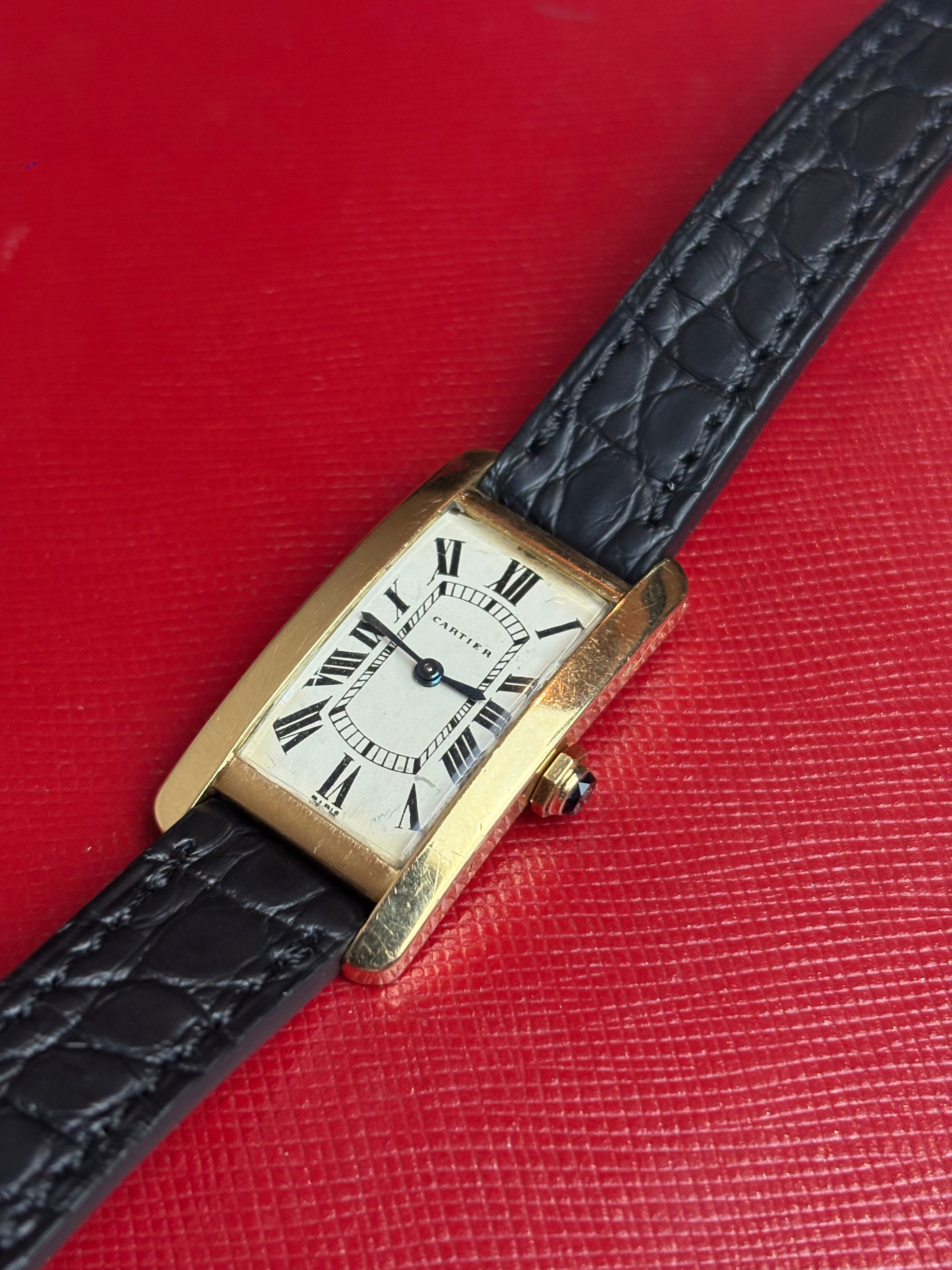 Cartier Cintrée 17 lignes